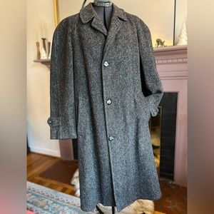 Vintage Harris Tweed Handwoven in Scotland Pure Scottish Wool Mid-Long Overcoat.